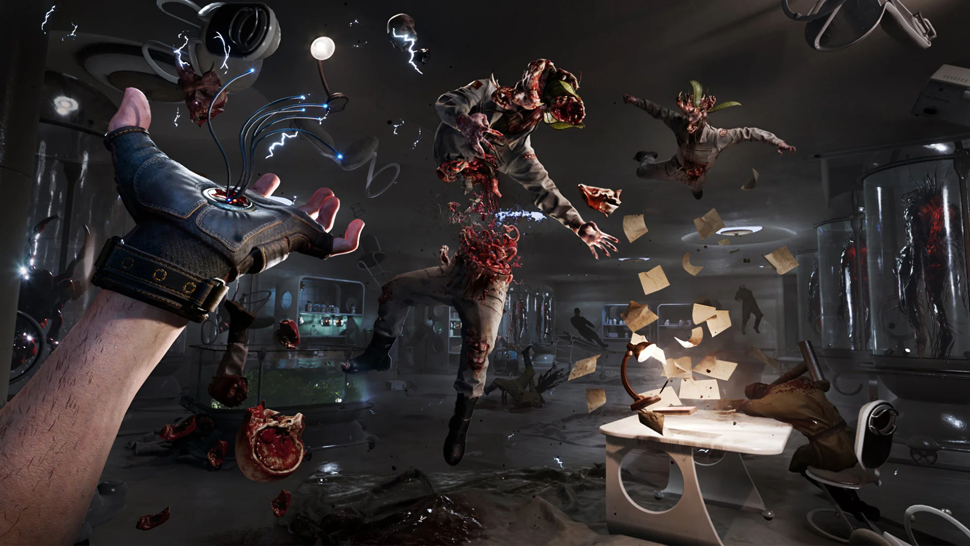 Персонаж с наноперчаткой атакует мутантов в научной лаборатории из игры Atomic Heart.