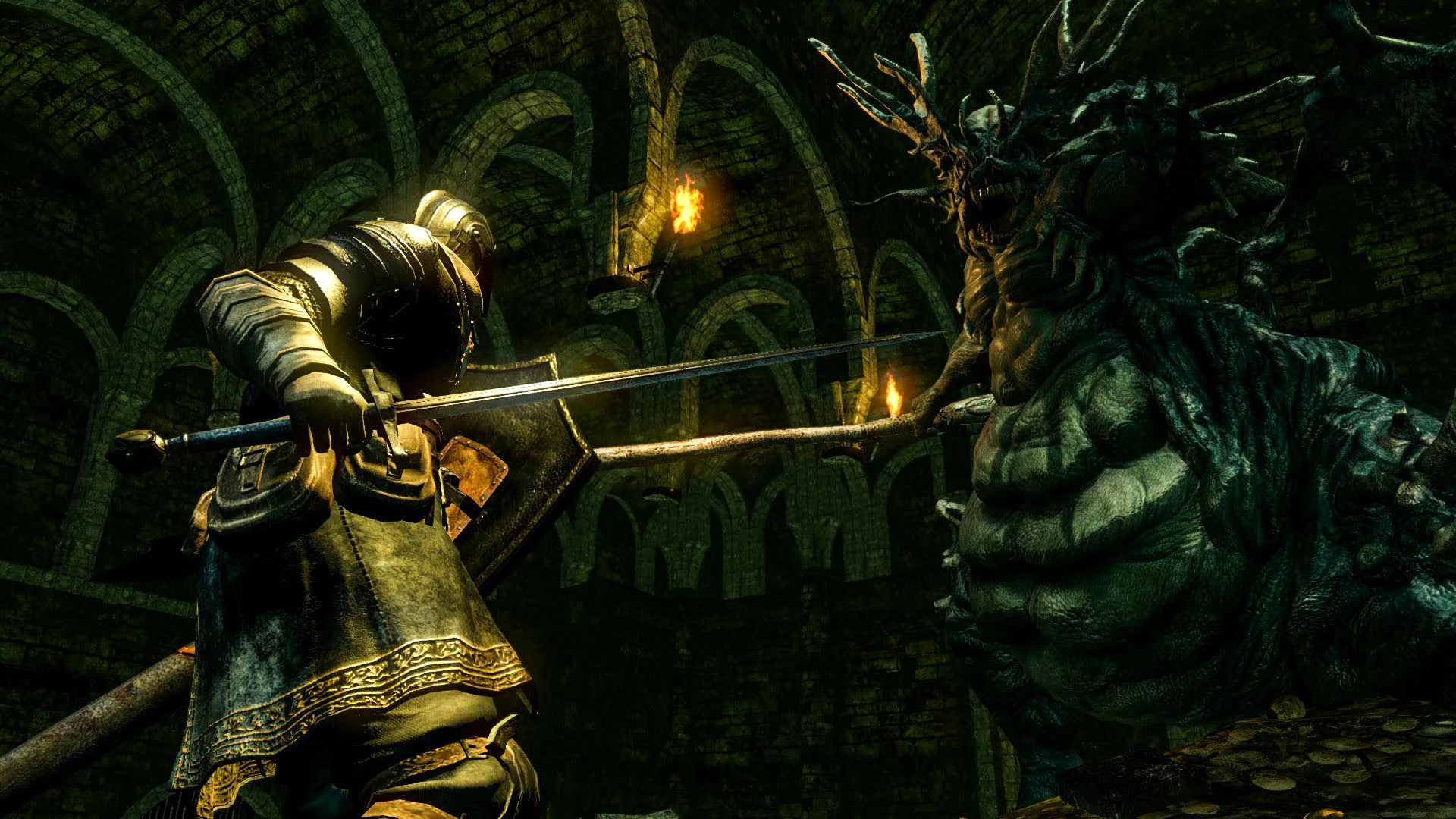 Избранный Нежить сражается с Демоном-Проклятием в Dark Souls Remastered