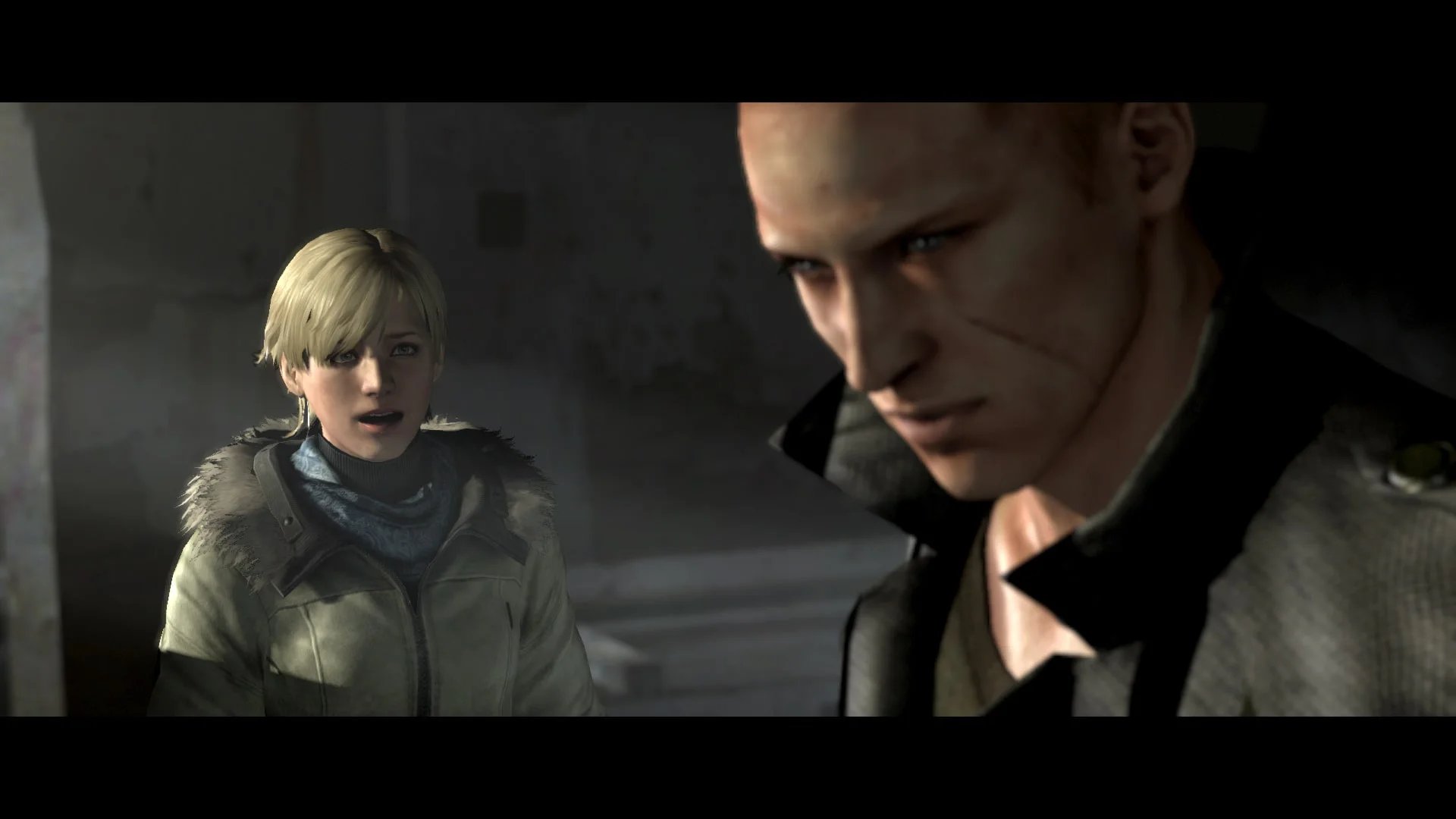 Шерри Биркин и Джейк Мюллер в эмоциональном диалоге в Resident Evil 6