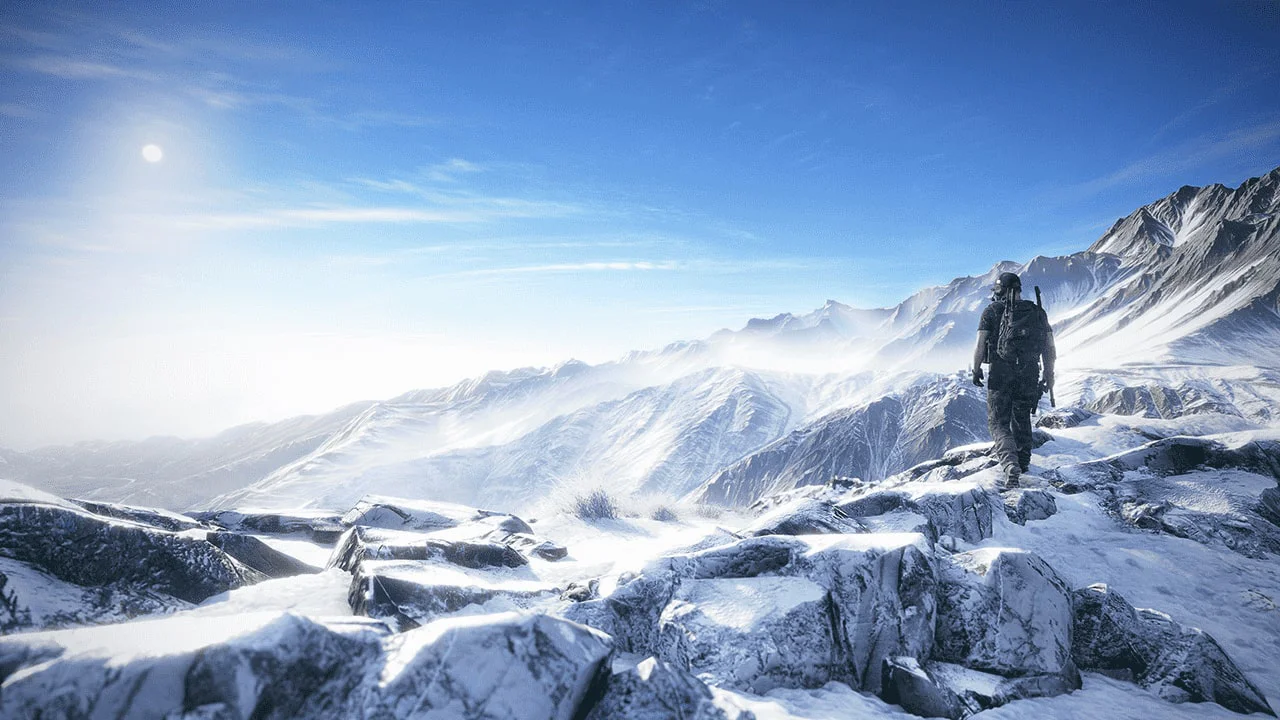 Солдат исследует заснеженные горы в Ghost Recon Wildlands