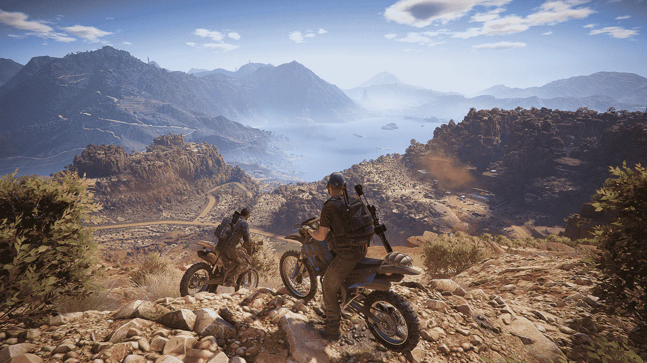 Солдаты на мотоциклах исследуют горный регион в Ghost Recon Wildlands